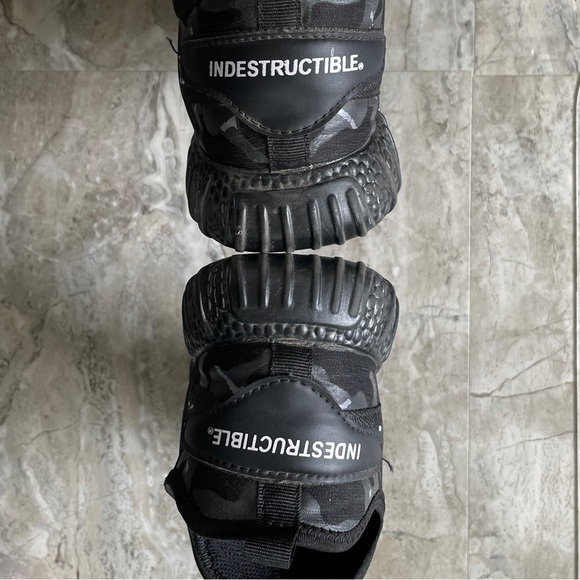 Hard Toe Dark Camo Shoes - Picture 5 of 5